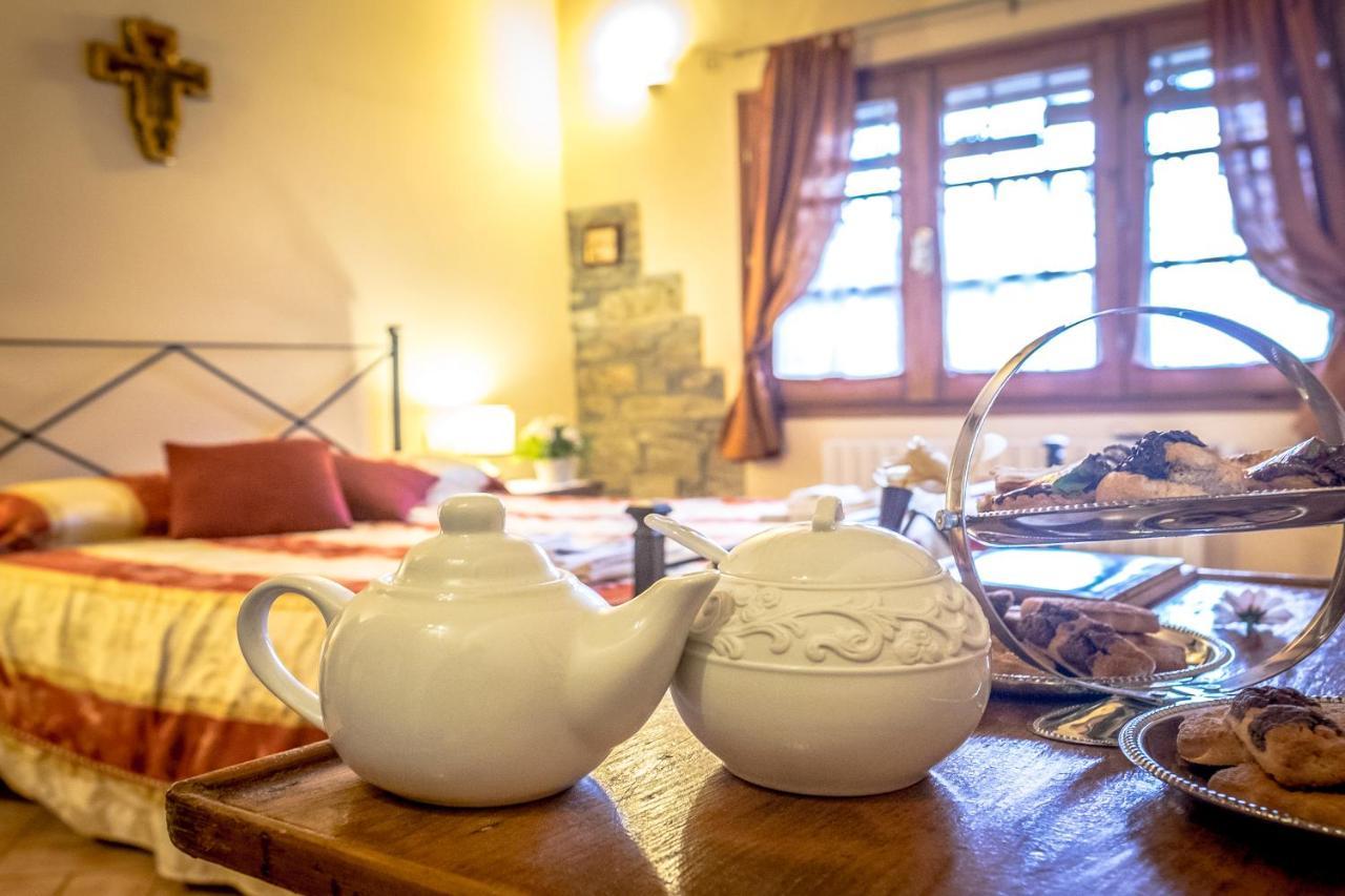 SantʼEllero Casa Al Bosco旅馆 外观 照片